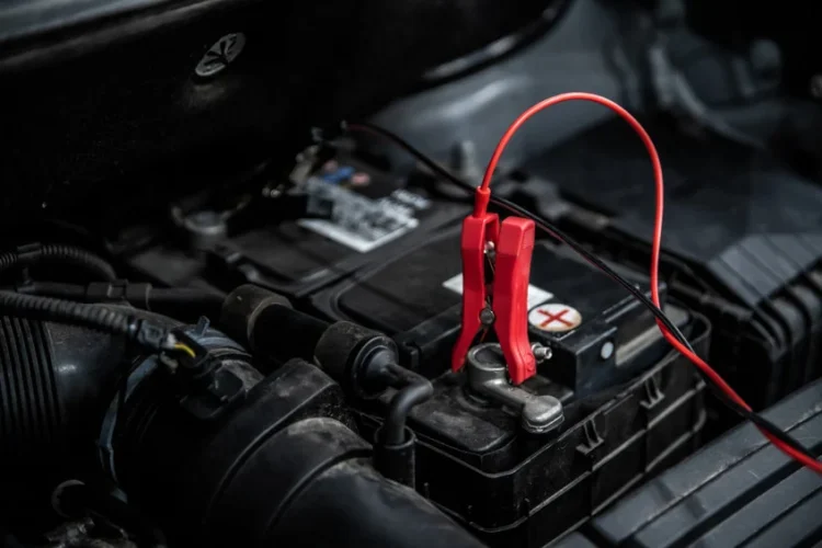 Cara Memancing Aki Mobil Yang Tekor Tanpa ke Bengkel